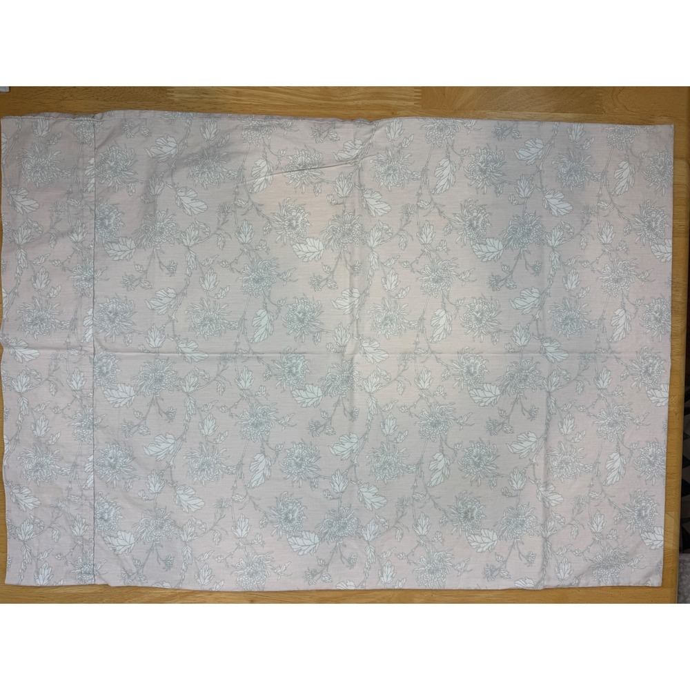 Laura Ashley‎ Pink White Floral Chrysanthemum 100% Cotton Standard Pillowcase